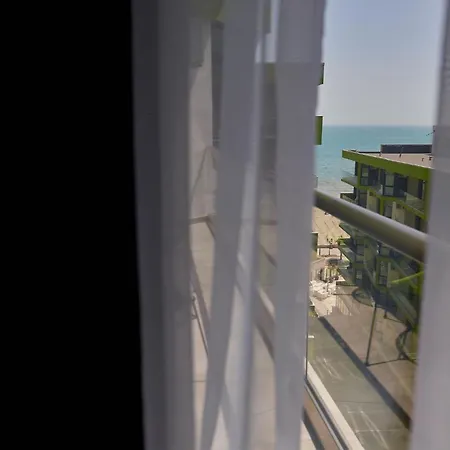 Cosmic At The Sea In N Pool Appartement Năvodari